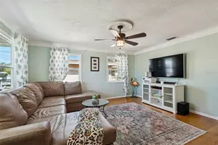 5300 6th St S, Saint Petersburg, FL 33705 - Photo 12