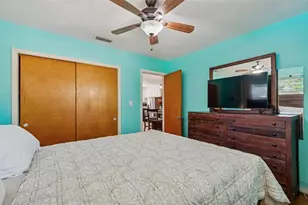 5300 6th St S, Saint Petersburg, FL 33705 - Photo 36