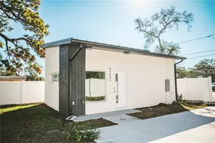 2028 14th Ave S, Saint Petersburg, FL 33712 - Photo 2