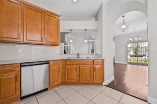 5176 6th St N, Saint Petersburg, FL 33703 - Photo 18