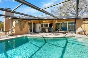 12114 Rhonda Terrace, Seminole, FL 33772 - Photo 32