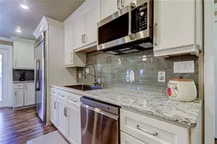 3835 48th Ave S, Saint Petersburg, FL 33711 - Photo 14