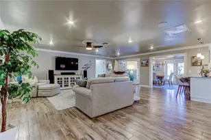 3835 48th Ave S, Saint Petersburg, FL 33711 - Photo 10