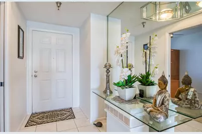 8040 Sailboat Key Boulevard S #303, Saint Pete Beach, FL 33707 - Photo 4