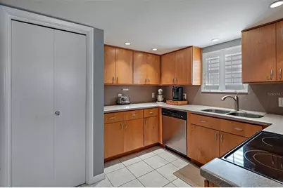 5000 Gulf Boulevard #304, Saint Pete Beach, FL 33706 - Photo 14