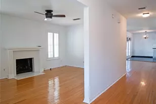 325 17th Ave NE, Saint Petersburg, FL 33704 - Photo 4