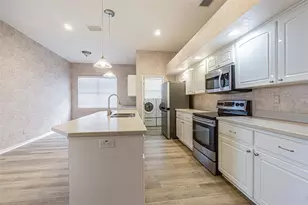 12124 94th Way, Largo, FL 33773 - Photo 2