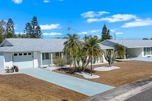 703 Torrey Pines Ave, Sun City Center, FL 33573 - Photo 32