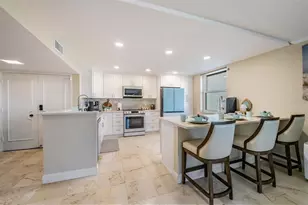 1400 Gulf Blvd, Clearwater Beach, FL 33767 - Photo 8