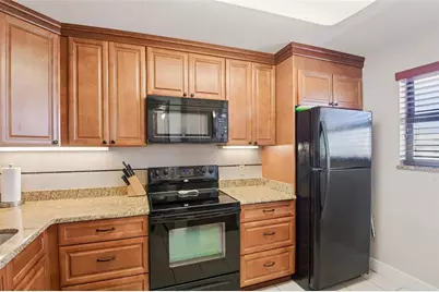 18304 Gulf Boulevard #607, Redington Shores, FL 33708 - Photo 8