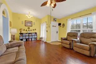 8310 Porch Ct, Lakeland, FL 33810 - Photo 6