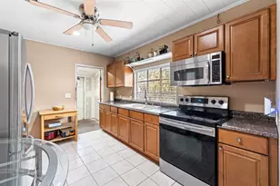 1035 W Wheeler Rd, Brandon, FL 33510 - Photo 12