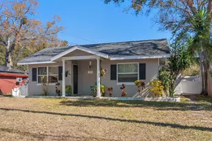 370 3rd St NW, Largo, FL 33770 - Photo 2