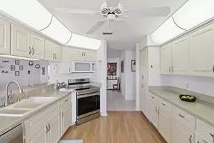 8528 E Aquarius Dr, Inverness, FL 34450 - Photo 14