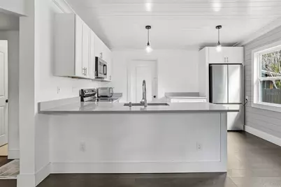 1137 40th Street, Sarasota, FL 34234 - Photo 10