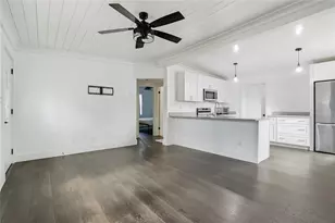 1137 40th St, Sarasota, FL 34234 - Photo 8