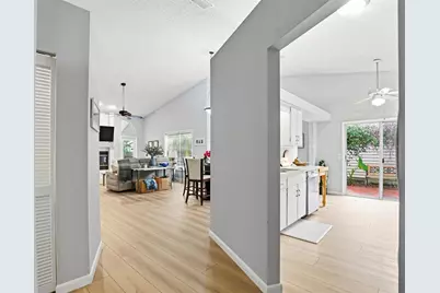 3567 Deer Run S, Palm Harbor, FL 34684 - Photo 4