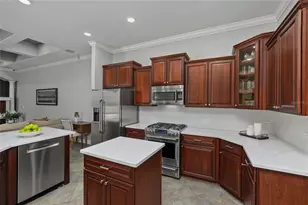 2838 Sunny Ledge Ct, Land O Lakes, FL 34638 - Photo 10