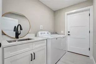 3918 Americana, Tampa, FL 33634 - Photo 40