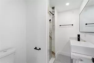 326 6th Ave N, Saint Petersburg, FL 33701 - Photo 10