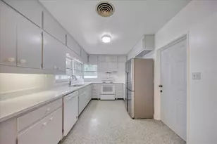 106 15th St, Belleair Beach, FL 33786 - Photo 12