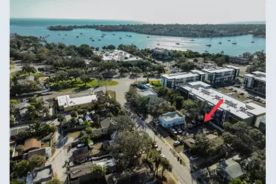 30th Avenue S, Saint Petersburg, FL 33705 - Photo 2