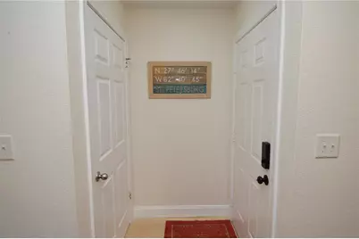 10263 Gandy Boulevard N #405, Saint Petersburg, FL 33702 - Photo 4