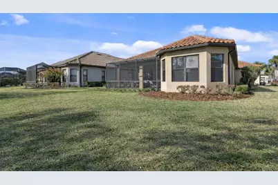 8717 Sorano Villa Drive, Tampa, FL 33647 - Photo 46