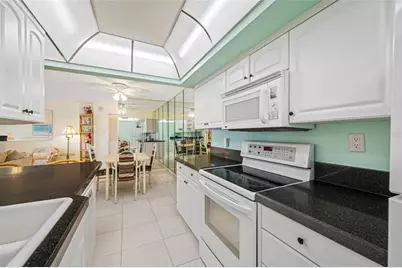 10355 Paradise Boulevard #614, Treasure Island, FL 33706 - Photo 20