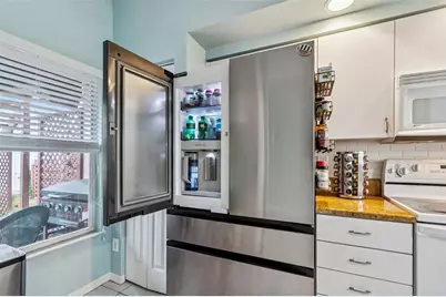 6499 99th Way N #18B, Saint Petersburg, FL 33708 - Photo 10