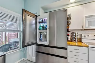 6499 99th Way N, Saint Petersburg, FL 33708 - Photo 10