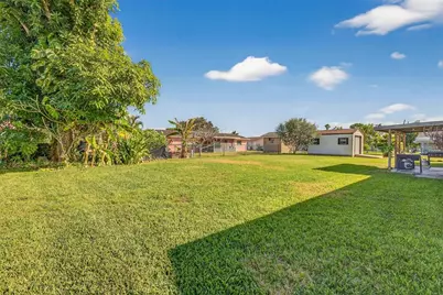 219 Richmond Avenue S, Lehigh Acres, FL 33936 - Photo 26