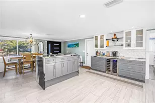 354 74th Ave NE, Saint Petersburg, FL 33702 - Photo 18