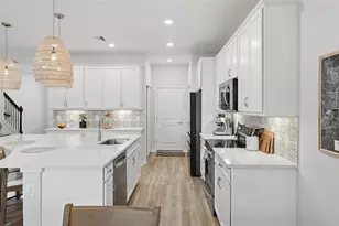 343 Sandbar Ave NE, Saint Petersburg, FL 33716 - Photo 6