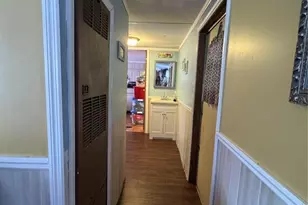 12748 Via Plaza Way, New Port Richey, FL 34654 - Photo 10