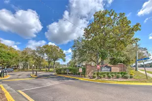 10028 Strafford Oak Ct, Tampa, FL 33624 - Photo 26