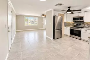 4033 Newcastle Dr, New Port Richey, FL 34652 - Photo 4