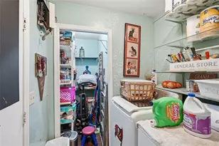 17603 Cranbrook Dr, Lutz, FL 33549 - Photo 12