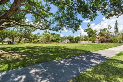 116 W Davis Boulevard, Tampa, FL 33606 - Photo 14