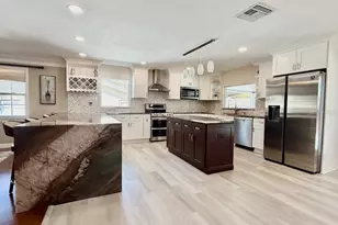 2563 Knotty Pine Way, Clearwater, FL 33761 - Photo 12