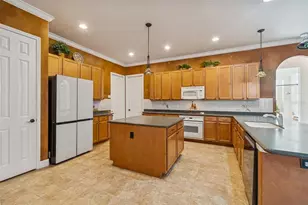 3511 Ballastone Dr, Land O Lakes, FL 34638 - Photo 36