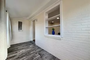 3494 6th Ave N, Saint Petersburg, FL 33713 - Photo 4
