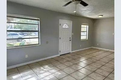 1808 E Bougainvillea Avenue, Tampa, FL 33612 - Photo 4