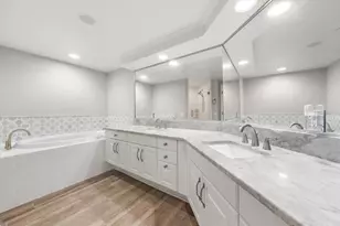 4993 Bacopa Ln S, Saint Petersburg, FL 33715 - Photo 16