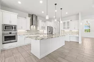 4803 Ancient Marble Dr, Sarasota, FL 34240 - Photo 10