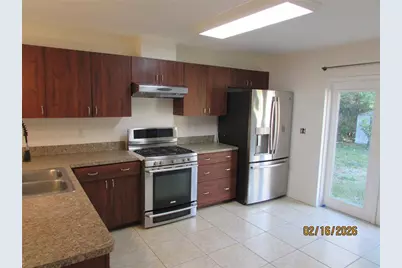 506 6th Avenue NW, Largo, FL 33770 - Photo 4