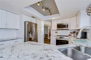 1617 Shady Leaf Dr, Valrico, FL 33596 - Photo 8