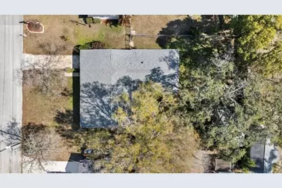 1708 Pond Lake Drive, Tampa, FL 33612 - Photo 4