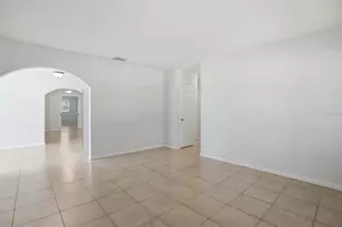 1708 Pond Lake Dr, Tampa, FL 33612 - Photo 10