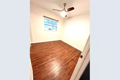 1708 Pond Lake Drive, Tampa, FL 33612 - Photo 20